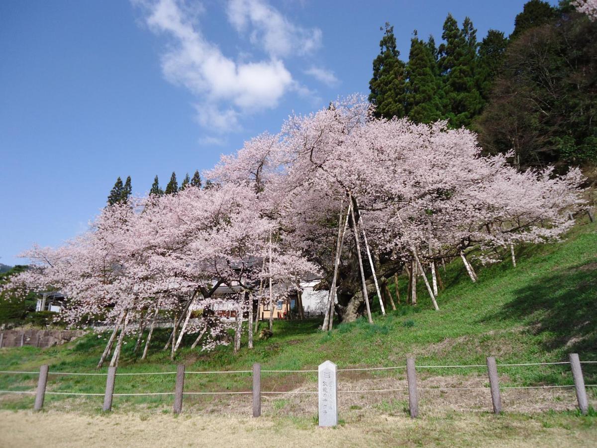 Beyond Hotel Takayama 2Nd Buitenkant foto